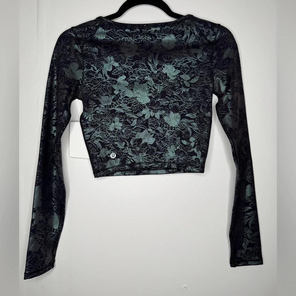 Lululemon Women's Wunder Train Cropped Long Sleeve Shirt sz 2 athletic outdoor